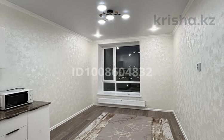 1-комнатная квартира · 40 м² · 10/12 этаж, М. Тынышбайулы 5 — Байтурсынова за 180 000 〒 в Астане, Алматы р-н — фото 2