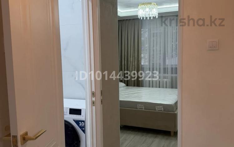 2-комнатная квартира · 68 м² · 1/9 этаж, Сазда-1, Ибатова — Сзади Бизнес Центра «Мир» за 300 000 ₸ в Актобе — фото 5