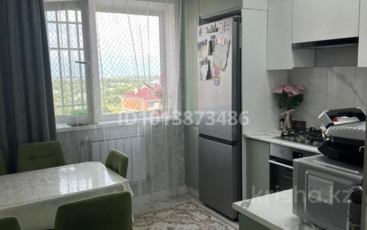 3-бөлмелі пәтер · 79.6 м² · 8/9 қабат, Юбилейный 2, бағасы: 35 млн ₸ в Костанае — фото 2