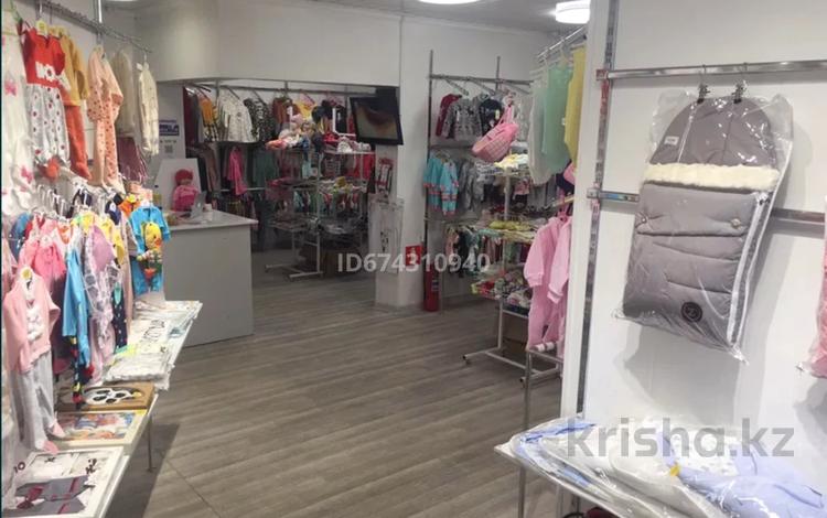 Магазин детской одежды и обуви, 120 м² за ~ 11 млн 〒 в Алматы, Турксибский р-н — фото 2