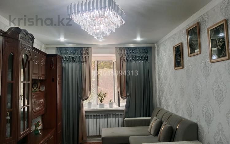 2-бөлмелі пәтер · 40 м² · 2/5 қабат, 2 ш/а., Гришина 11, бағасы: 15 млн ₸ в Актобе, мкр 8 — фото 2