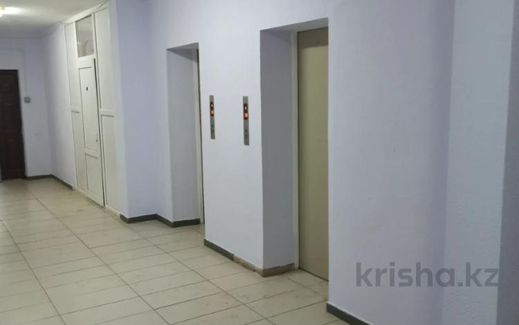 2-комнатная квартира · 90.1 м² · 13/25 этаж, мкр 11 за 23.5 млн 〒 в Актобе — фото 2