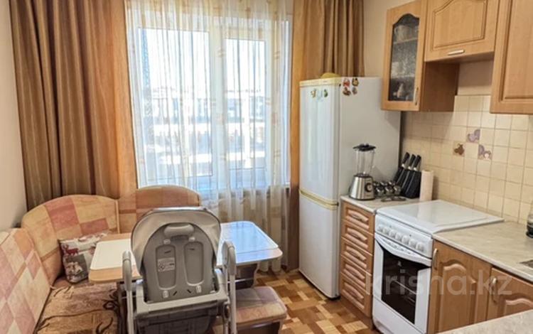 2-бөлмелі пәтер · 55 м² · 3/9 қабат, мкр Юго-Восток, мкр Степной 3 8, бағасы: 21.6 млн ₸ в Караганде, Казыбек би р-н — фото 4