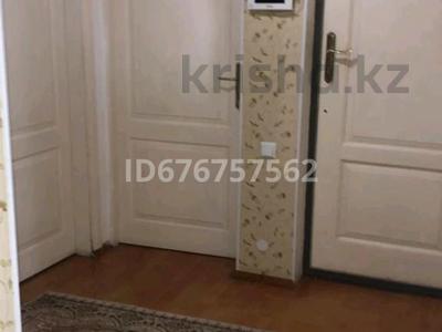 4-комнатная квартира · 75 м² · 5/5 этаж, 8-й микрорайон, Аскарова 34 — Мангельдина за 25 млн ₸ в Шымкенте, Туран р-н