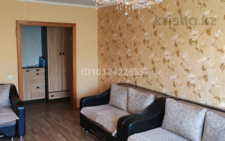 3-комнатная квартира · 72 м² · 5/12 этаж, Сатпаева 245 за 250 000 ₸ в Павлодаре — фото 2