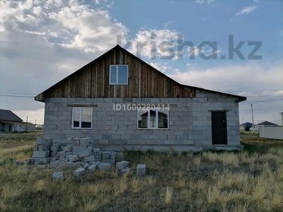 Отдельный дом · 4 комнаты · 130 м² · 10 сот., Бирлик уч 119 — 22 школа за 9 млн 〒 в Кокшетау