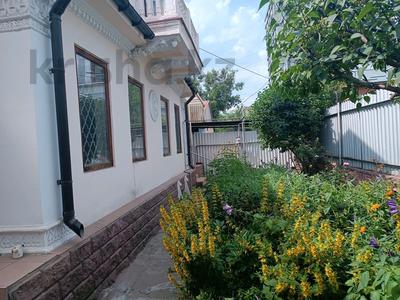Аренда домов или дач в Алматы: Отдельный дом · 4 комнаты · 150 м², Ралостовца 230 230 — Утепова за 430 000 〒 Отдельный дом · 4 комнаты · 150 м², Ралостовца 230 230 — Утепова за 430 000 〒 в Алматы, Алмалинский р-н