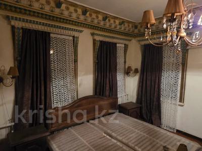 Жеке үй · 4 бөлме · 150 м² · 9 жүзд., Родостовца 230 230 — Утепова, бағасы: 550 000 ₸ в Алматы, Алмалинский р-н