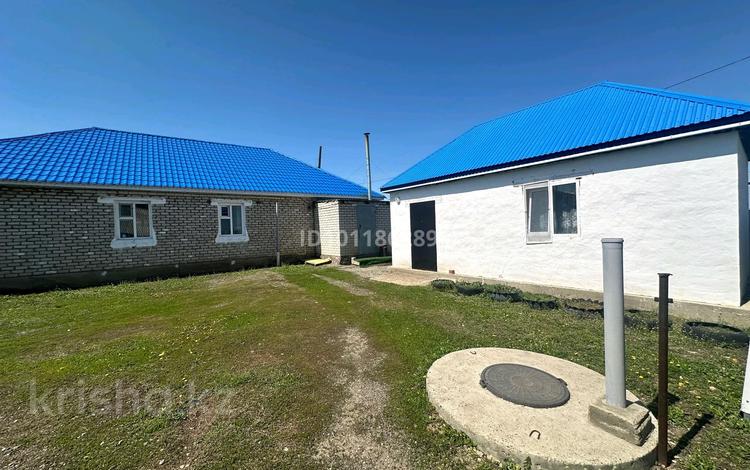 Отдельный дом · 5 комнат · 160 м² · 10 сот., Элеватор 6 — Возле футбольной площадки за 28 млн ₸ в Хромтау — фото 17
