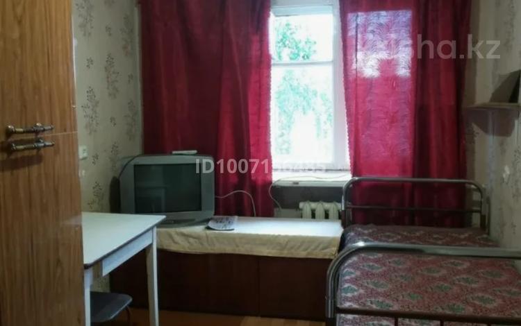 1 комната · 13 м², бульвар Гагарина 36 за 145 000 ₸ в Усть-Каменогорске — фото 2