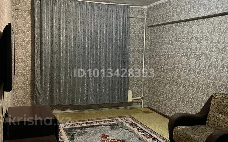 2-комнатная квартира · 50 м² · 1/5 этаж, мкр Кулагер, Серикова 45 за 200 000 ₸ в Алматы, Жетысуский р-н — фото 2