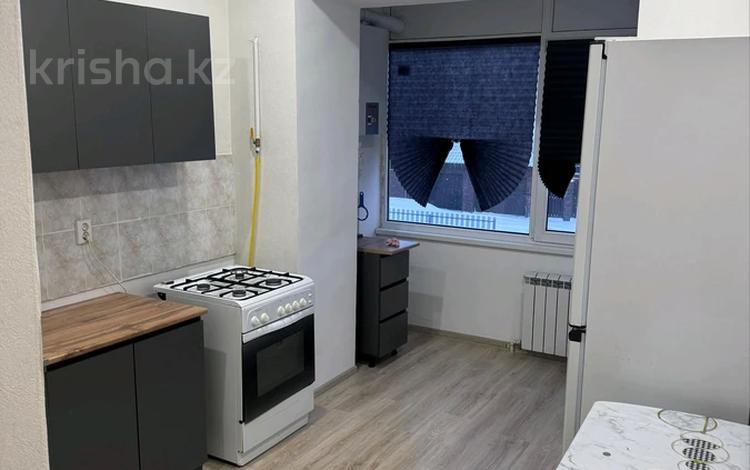 1-комнатная квартира · 43.6 м² · 2/3 этаж, Юго-Восток за 16 млн ₸ в Уральске — фото 2