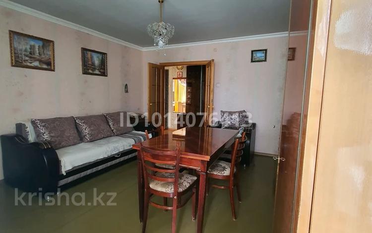 3-комнатная квартира · 60 м² · 6/9 этаж, мкр Юго-Восток, пр.Республики 18 за 22 млн ₸ в Караганде, Казыбек би р-н — фото 2