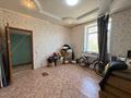 3-бөлмелі пәтер · 60 м² · 1/3 қабат, Бабыр Би 3, бағасы: 9 млн ₸ в Сатпаев — фото 4