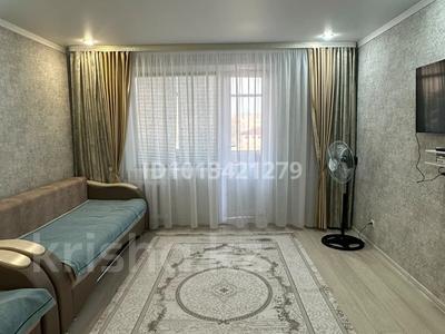 3-комнатная квартира · 64.8 м² · 4/6 этаж, Камзина 12А — Камзина 12А за 17 млн ₸ в Аксу