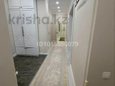 2-комнатная квартира · 92.4 м² · 2/8 этаж, мкр Нурсая-3, Абулхаир хана за 350 000 ₸ в Атырау