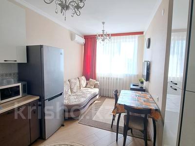 2-бөлмелі пәтер, 55 м², 8/14 қабат ай сайын, Сулейменова 24а, бағасы: 300 000 〒 в Алматы, Бостандыкский р-н