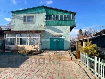 Отдельный дом · 5 комнат · 150 м² · 6 сот., Чехова 11 — Пересечение Абая Чехова ! гостиница Космос за 80 млн 〒 в Жезказгане