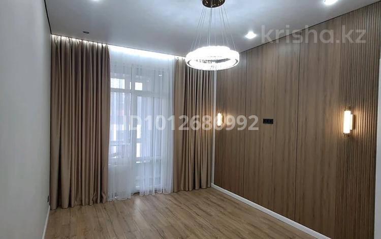 2-комнатная квартира · 57 м² · 5/9 этаж, Аль-Фараби проспект 7/2 за 56 млн ₸ в Астане, Есильский р-н — фото 2