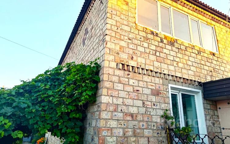 Часть дома · 4 комнаты · 99 м² · 10 сот., Крымская за 20 млн 〒 в Караганде, Алихана Бокейханова р-н — фото 2