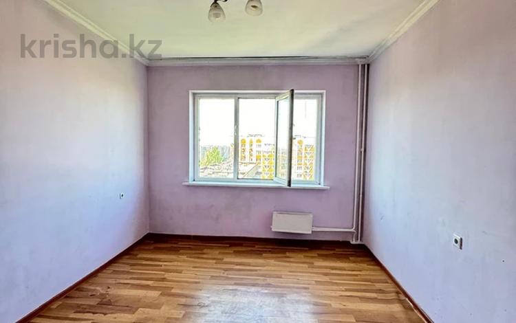 2-бөлмелі пәтер, 60 м², 8/9 қабат, мкр Аксай-4 42, бағасы: 30.3 млн 〒 в Алматы, Ауэзовский р-н — фото 2