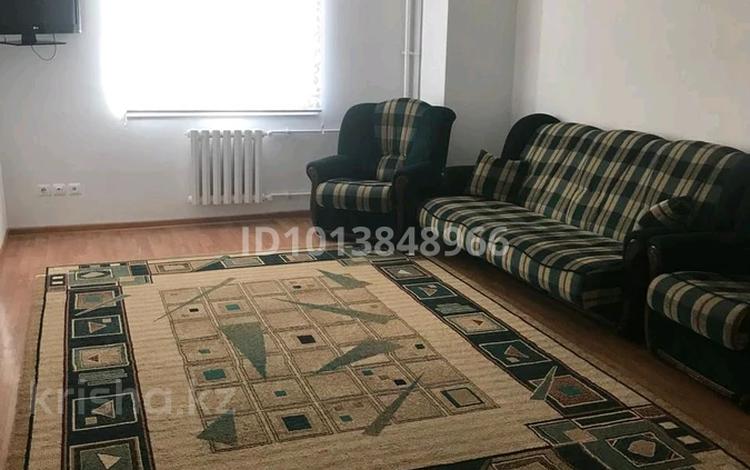 2-бөлмелі пәтер · 64 м² · 1/5 қабат, Жеті қазына ш/а., бағасы: 180 000 ₸ в Атырау, мкр Жети Казына — фото 2
