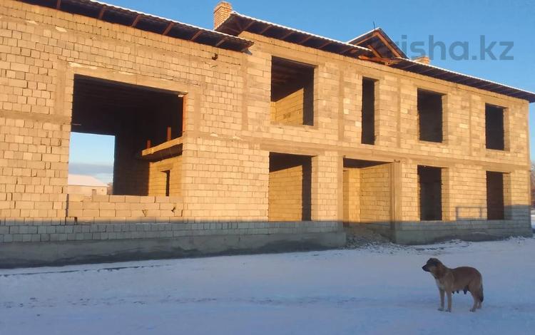 Отдельный дом · 8 комнат · 550 м² · 25 сот., Ниязова 8 за 50 млн ₸ в Кентау — фото 2