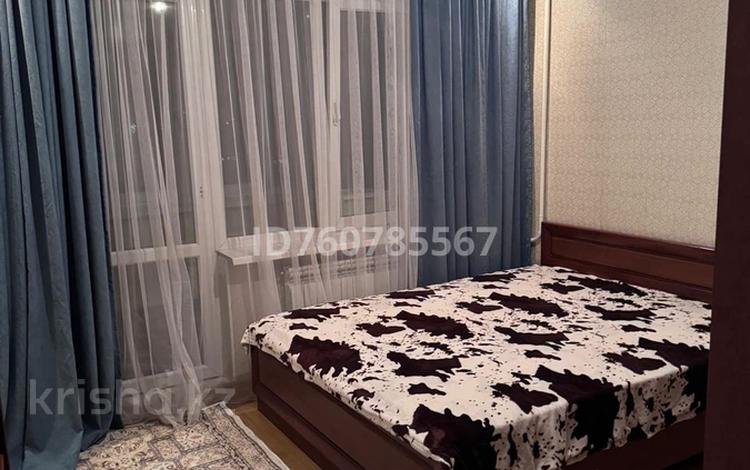 2-комнатная квартира · 60 м² · 4/5 этаж, мкр Аксай-3А 25 за 280 000 ₸ в Алматы, Ауэзовский р-н — фото 2