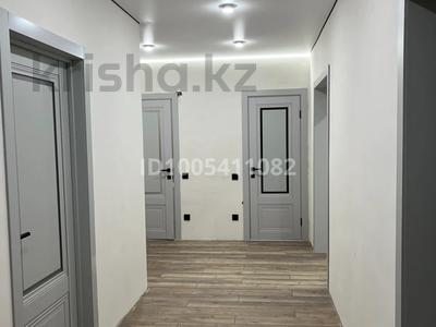 3-комнатная квартира · 106 м² · 9/9 этаж, Самал 72/3 — Школа номер 37 за 41 млн 〒 в Уральске