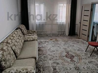 Отдельный дом · 3 комнаты · 90 м², Акын Сара 25 за 300 000 〒 в Талдыкоргане