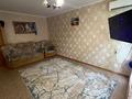 2-комнатная квартира · 45 м² · 5/5 этаж, Победы 93 — Алем Плаза угол ул.Мухита и Победы за 15 млн ₸ в Уральске — фото 2