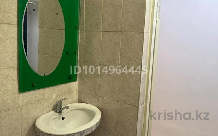 1-комнатная квартира · 30 м² · 1/4 этаж, мкр №10 59 В — Жандосова Берегового за 20 млн ₸ в Алматы, Ауэзовский р-н — фото 2