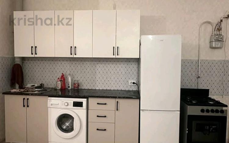 1-комнатная квартира · 35 м² · 9/10 этаж, мкр Нурсат 2 156 за 100 000 ₸ в Шымкенте, Каратауский р-н — фото 8
