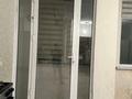 1-комнатная квартира · 35 м² · 9/10 этаж, мкр Нурсат 2 156 за 100 000 ₸ в Шымкенте, Каратауский р-н — фото 3