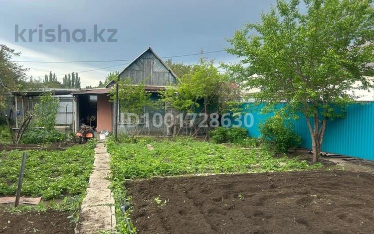Дача · 2 комнаты · 30 м² · 6 сот., Клубничная 32 — Малиновая-Клубничная за 5.5 млн ₸ в Актобе, жилой массив Кирпичный — фото 2