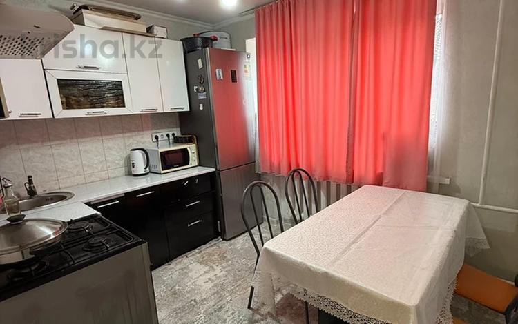 1-бөлмелі пәтер · 38 м² · 1/5 қабат, Каблиса жирау 211, бағасы: 12 млн ₸ в Талдыкоргане — фото 2
