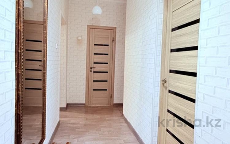 2-комнатная квартира · 48 м² · 2/3 этаж, Есенберлина 8 — Женис за 15.9 млн ₸ в Астане, Сарыарка р-н — фото 2