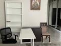 2-бөлмелі пәтер · 80 м² · 4/9 қабат, Валиханова, бағасы: 47 млн ₸ в Атырау — фото 2