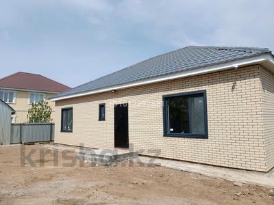 Отдельный дом · 3 комнаты · 130 м² · 5 сот., мкр. Зачаганск пгт — Брусиловски 62 за 33.5 млн 〒 в Уральске
