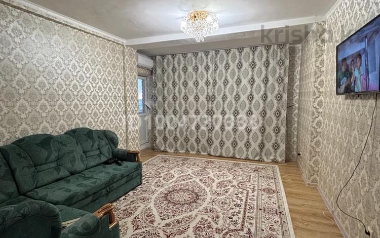 2-комнатная квартира · 70 м² · 9/9 этаж, 10 микрорайон за 13 000 ₸ в Аксае — фото 2