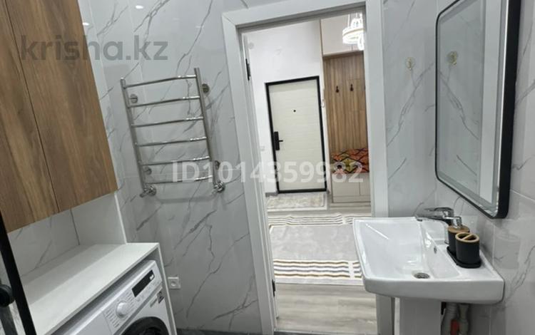 2-комнатная квартира · 78 м² · 7/9 этаж, мкр Шымсити, Байдибек би 10/3 за 220 000 ₸ в Шымкенте, Абайский р-н — фото 2