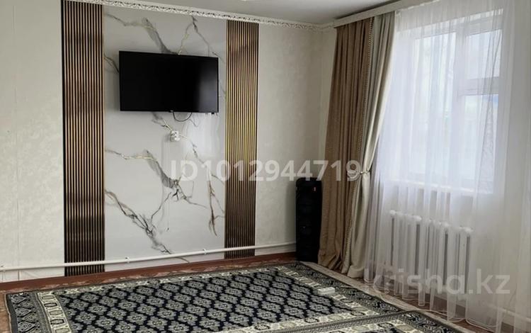 Отдельный дом · 3 комнаты · 95 м² · 10 сот., Старый город, Тополь 11 — Мунайгаз за 11.5 млн ₸ в Актобе — фото 2