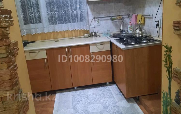 2-комнатная квартира · 55 м² · 2/5 этаж, Кабанбай батыр 5А за 15 000 ₸ в Шымкенте, Аль-Фарабийский р-н — фото 2