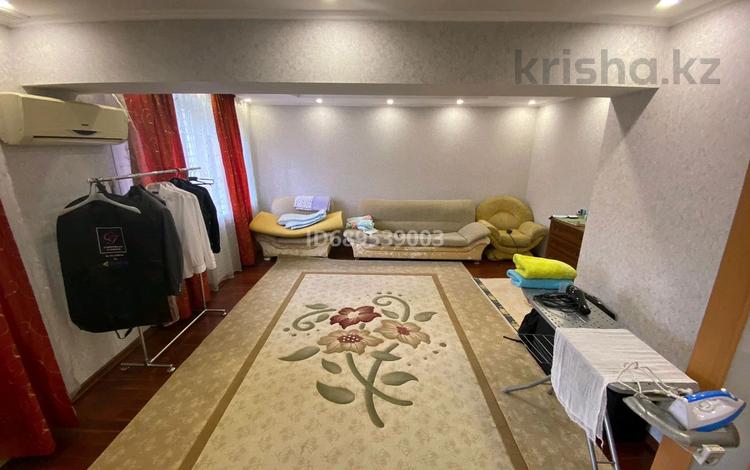 3-комнатная квартира, 86 м², 3/5 этаж, Ровенского 2 за 43 млн 〒 в Алматы, Турксибский р-н — фото 2