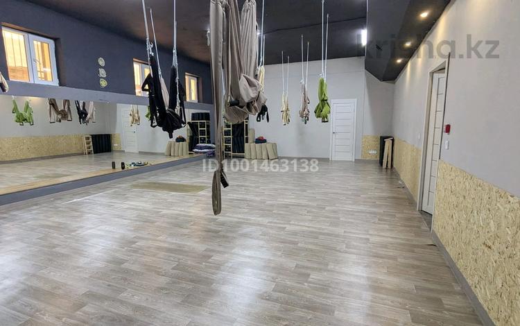 Свободное назначение, фитнес и спорт, развлечения, студии · 160 м² за 5 000 〒 в Актау, 7А мкр — фото 2