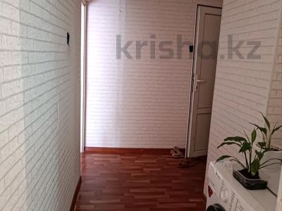 Продажа квартир в Жамбылской обл.: 1-комнатная квартира · 38 м² · 4/5 этаж, Алатау 32 — микр Алатау за 8.6 млн 〒 1-комнатная квартира · 38 м² · 4/5 этаж, Алатау 32 — микр Алатау за 8.6 млн 〒 в Таразе