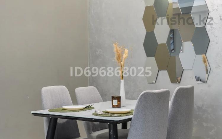 2-комнатная квартира · 50 м² · 13/13 этаж, Ади Шарипова 145 за 25 000 ₸ в Алматы, Алмалинский р-н — фото 23