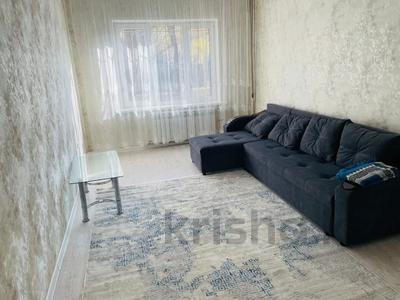 2-бөлмелі пәтер · 50 м² · 2/5 қабат, мкр Аксай-3Б, бағасы: 34 млн ₸ в Алматы, Ауэзовский р-н