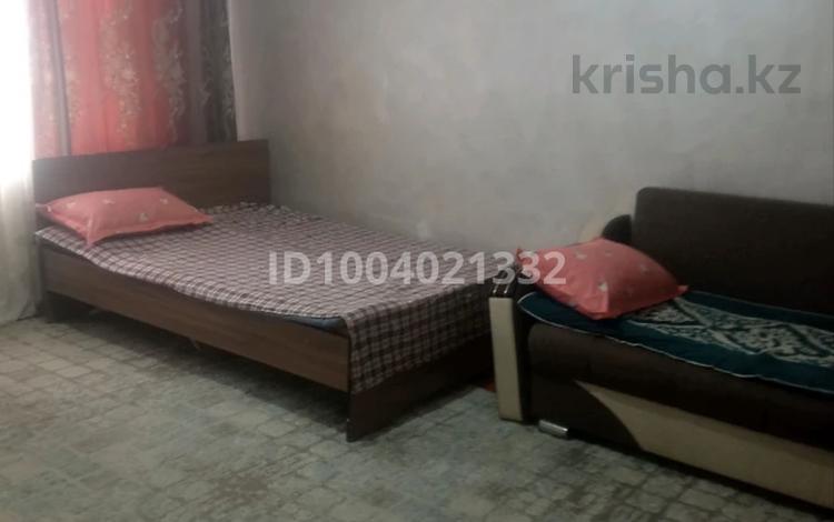 Жеке үй · 5 бөлме · 100 м² · 10 сот., А.Рахманулы 18, бағасы: 250 000 ₸ в Шу — фото 2