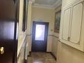 7-комнатная квартира · 400 м² · 8/10 этаж, Рубинштейна 21А — Угол улицы Ж. Омарова за 750 млн ₸ в Алматы, Медеуский р-н — фото 10